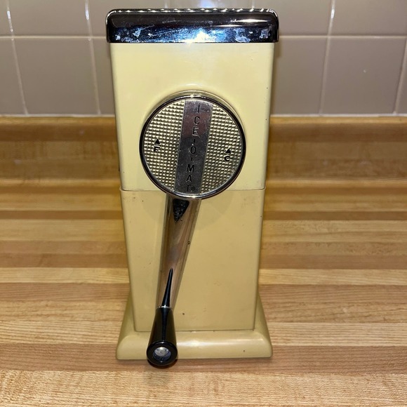 Vintage Ice-O-Mat Hand Crank Ice Crusher Yellow/Silver